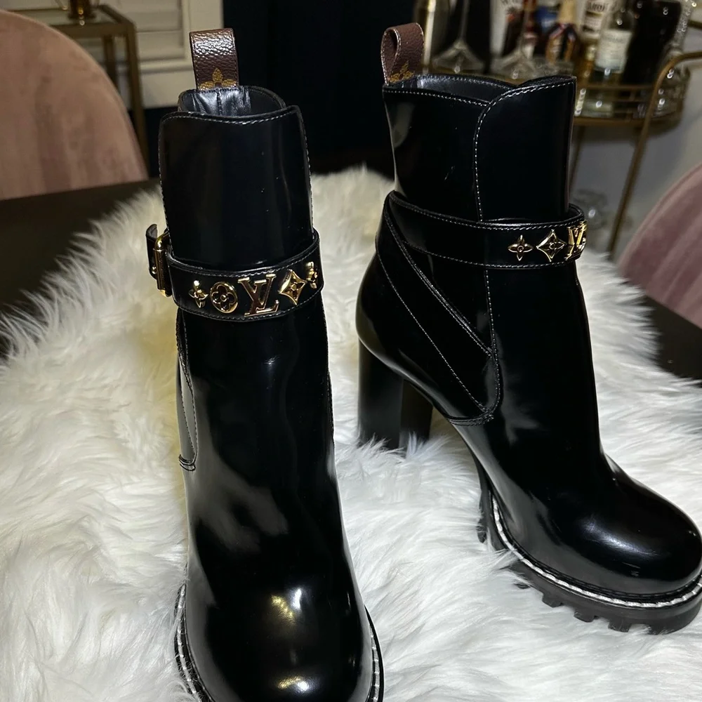 LV STAR TRAIL ANKLE BOOT - Picture 2 of 14